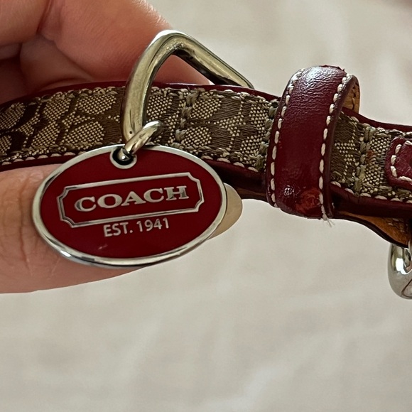 Rare Coach Signature Red Hearts Dog Collar - Medium - Picture 2 of 7